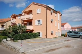 Apartments with a parking space Kremenici, Krk - 22191